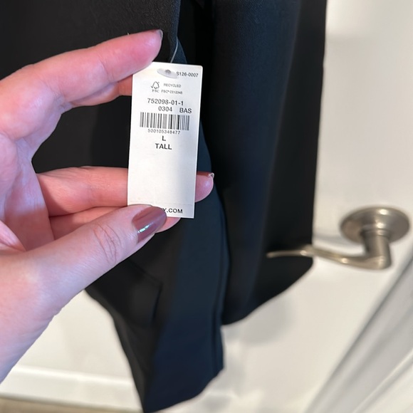 Old Navy Black Blazer LTALL - Picture 5 of 6